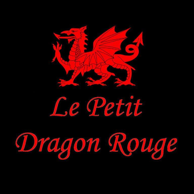 Le Petit Dragon Rouge Miers Exterior foto